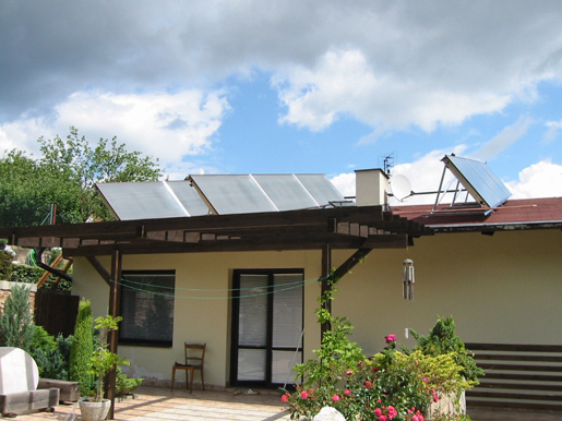 Dům se solárním panelem